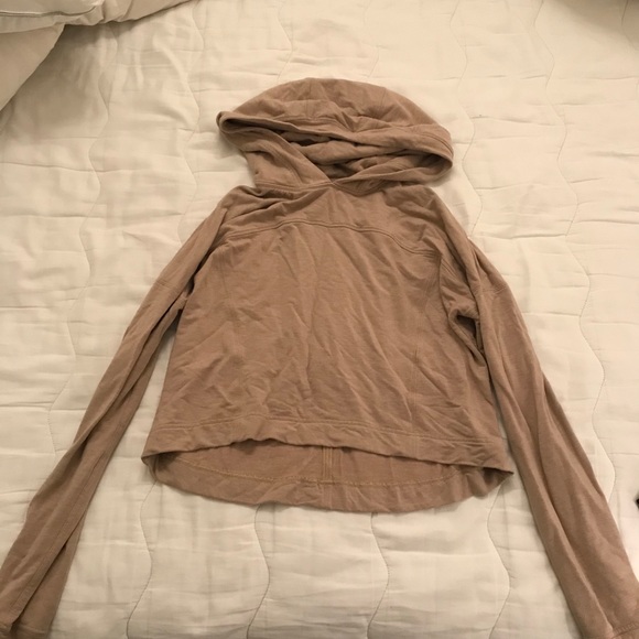 lululemon athletica Jackets & Blazers - Lululemon Cropped Hoody